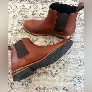 Nisolo All-Weather Chelsea Boot Brandy - Size 9